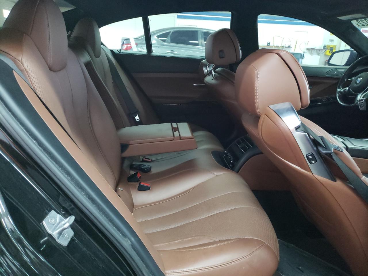 Photo 6 from auction – 2015 BMW ALPINA B6 with VIN WBA6B4C57FD760587