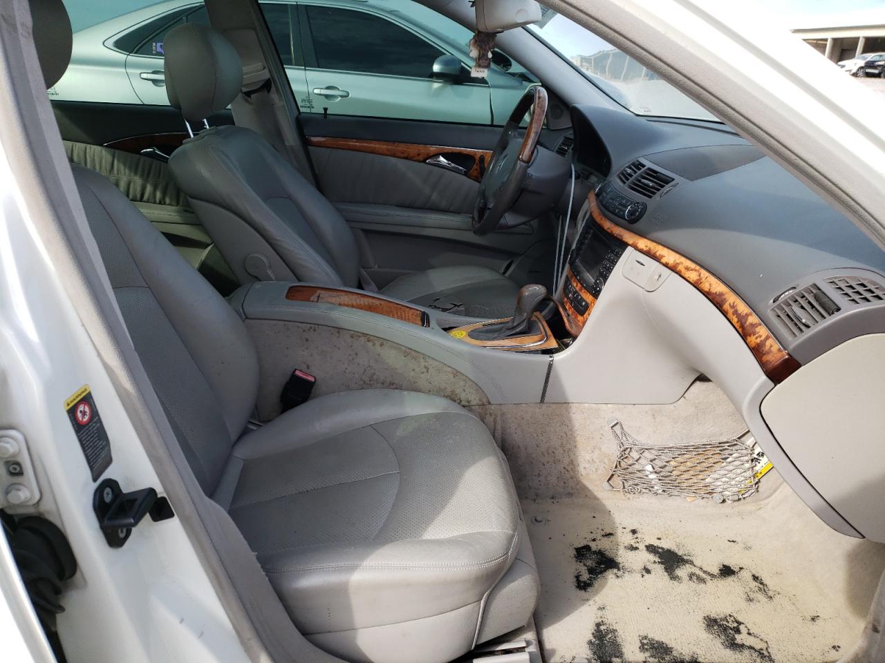 Photo 5 from auction – 2006 MERCEDES-BENZ E 350 with VIN WDBUF56J06A848247