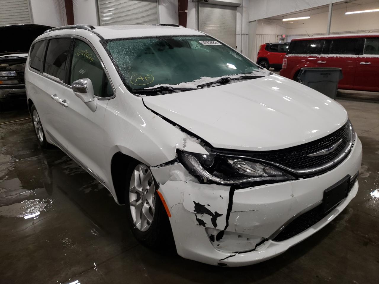 CHRYSLER PACIFICA L 2020 with VIN 2C4RC1GG3LR176235 - Photo from auction