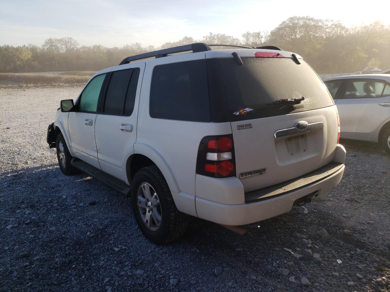 Photo 3 from auction – 2009 FORD EXPLORER X with VIN 1FMEU63E69UA28181