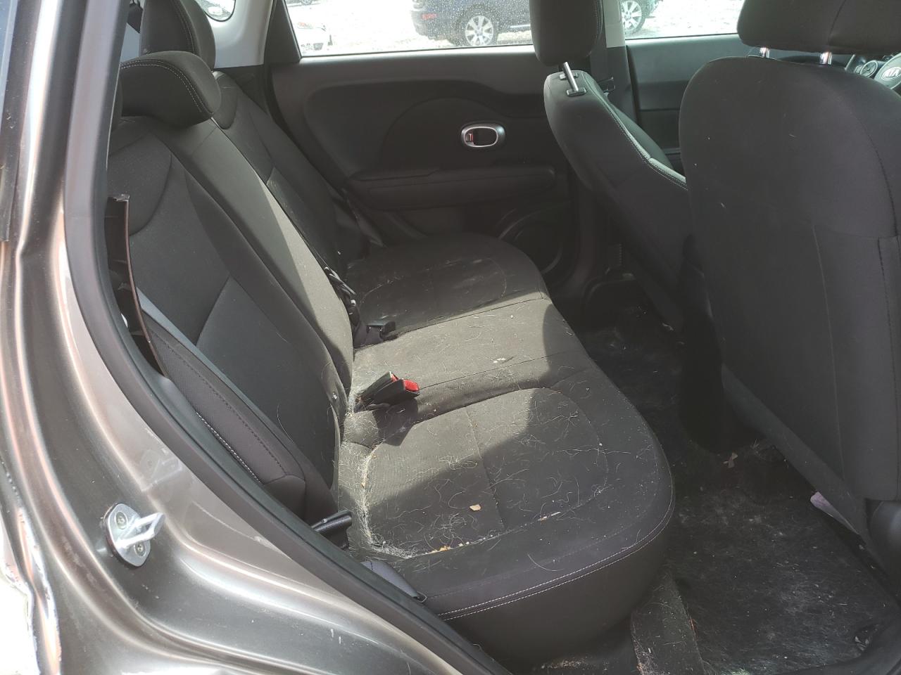 Photo 6 from auction – 2016 KIA SOUL with VIN KNDJN2A21G7307759
