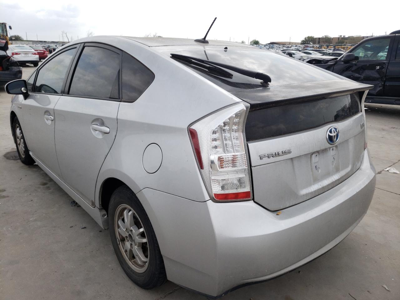 Photo 3 from auction – 2011 TOYOTA PRIUS with VIN JTDKN3DU7B1354393