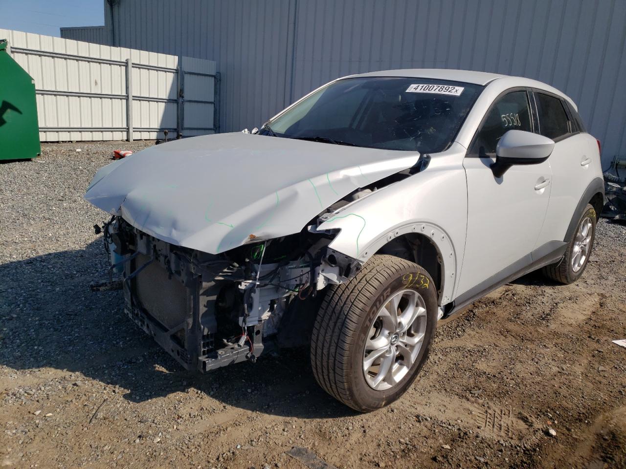 Photo 2 from auction – 2017 MAZDA CX-3 SPORT with VIN JM1DKDB76H0174762