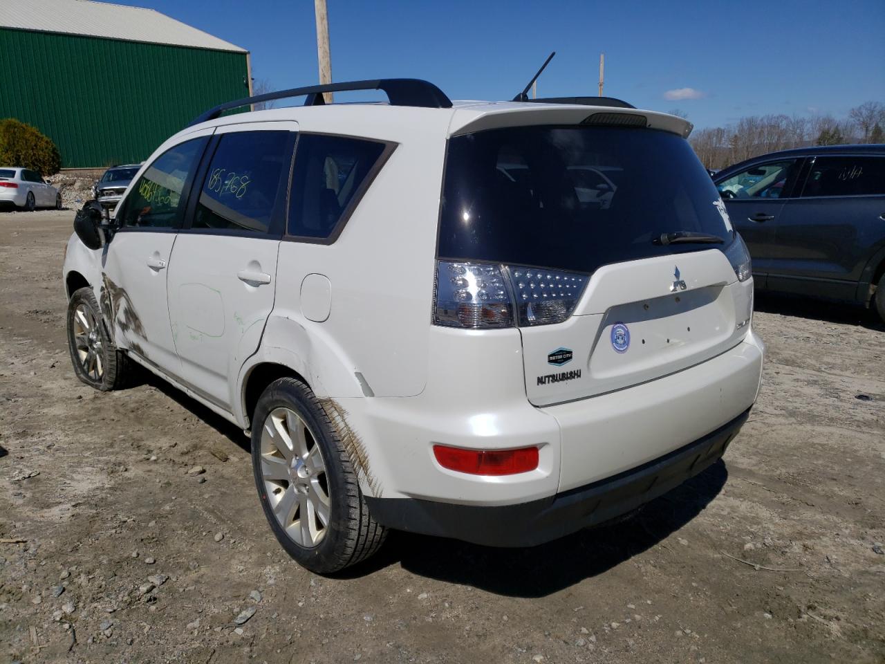 Photo 3 from auction – 2010 MITSUBISHI OUTLANDER with VIN JA4AT3AW4AZ012675