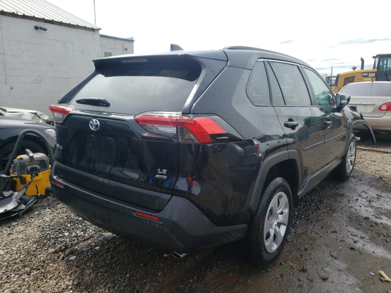 Photo 4 from auction – 2021 TOYOTA RAV4 LE with VIN 2T3G1RFV9MC233638