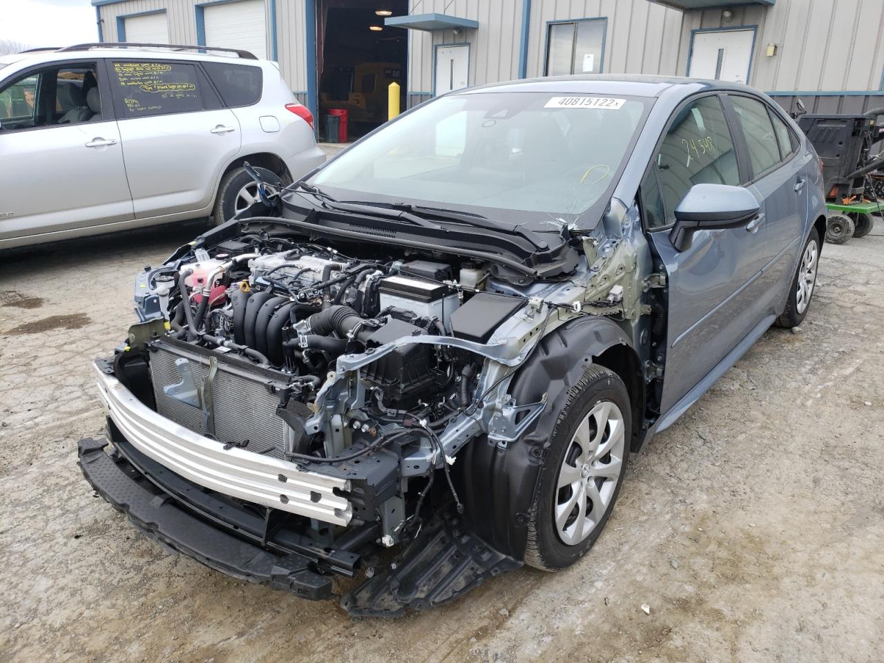 Photo 2 from auction – 2020 TOYOTA COROLLA LE with VIN 5YFEPRAE6LP087851