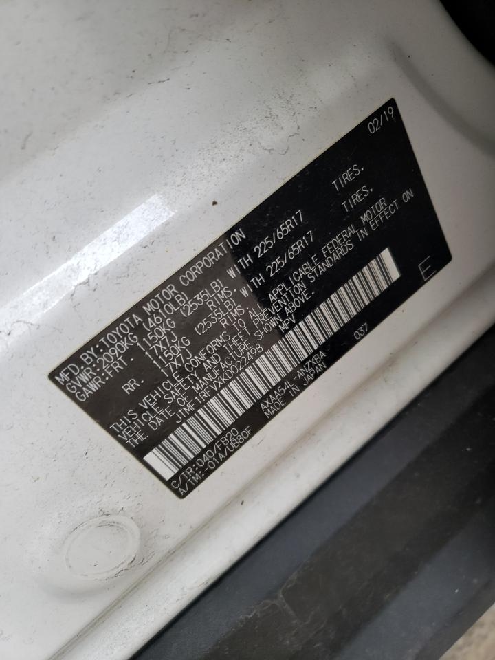 Photo 10 from auction – 2019 TOYOTA RAV4 LE with VIN JTMF1RFVXKD022498