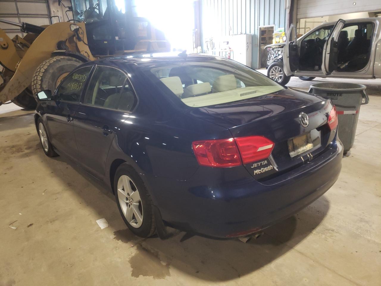 Photo 3 from auction – 2012 VOLKSWAGEN JETTA TDI with VIN 3VWLL7AJ6CM004511