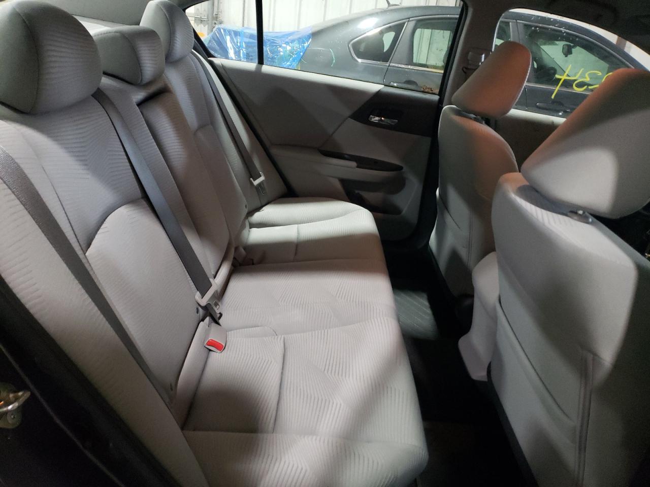 Photo 6 from auction – 2015 HONDA ACCORD LX with VIN 1HGCR2F39FA081603