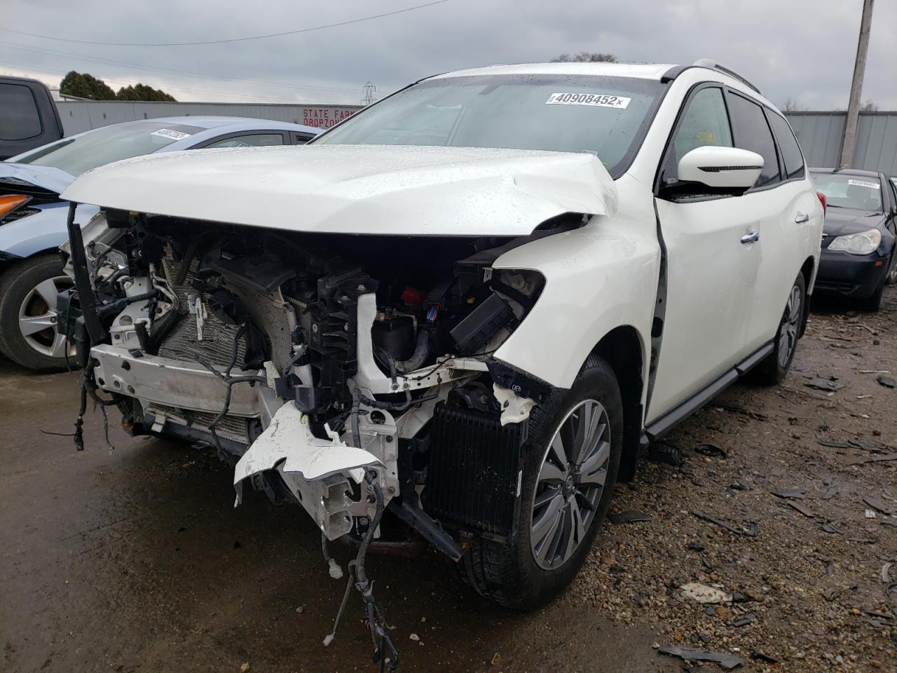 Photo 2 from auction – 2017 NISSAN PATHFINDER with VIN 5N1DR2MMXHC617573