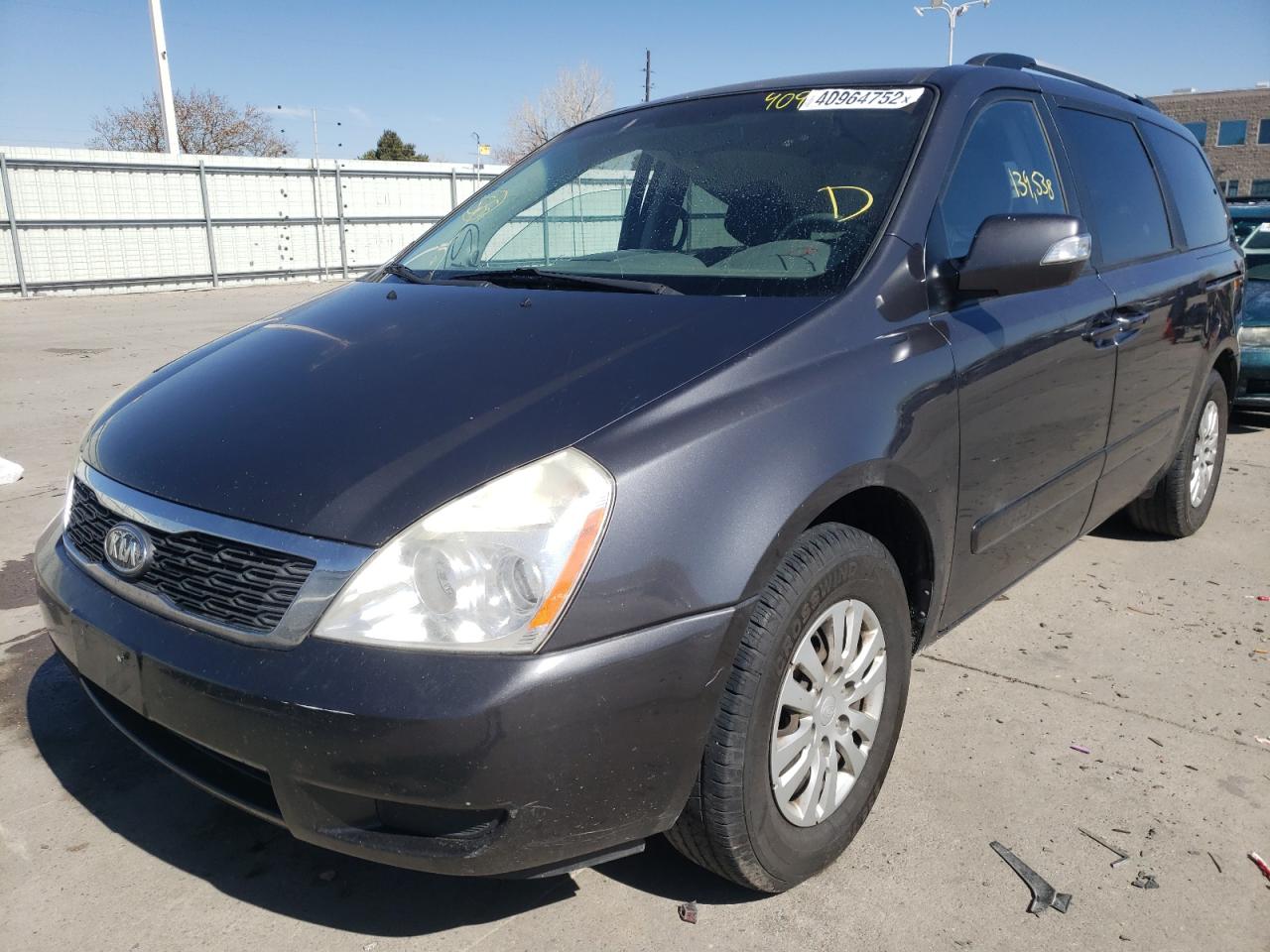 Photo 2 from auction – 2012 KIA SEDONA LX with VIN KNDMG4C7XC6491806