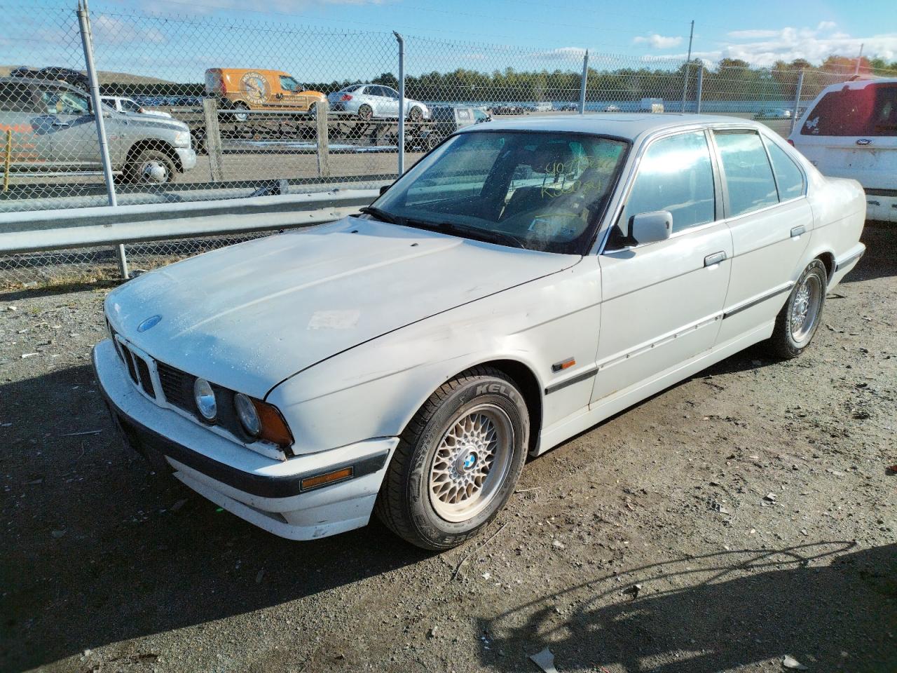 Photo 2 from auction – 1995 BMW 525 I AUTO with VIN WBAHD6327SGK56084