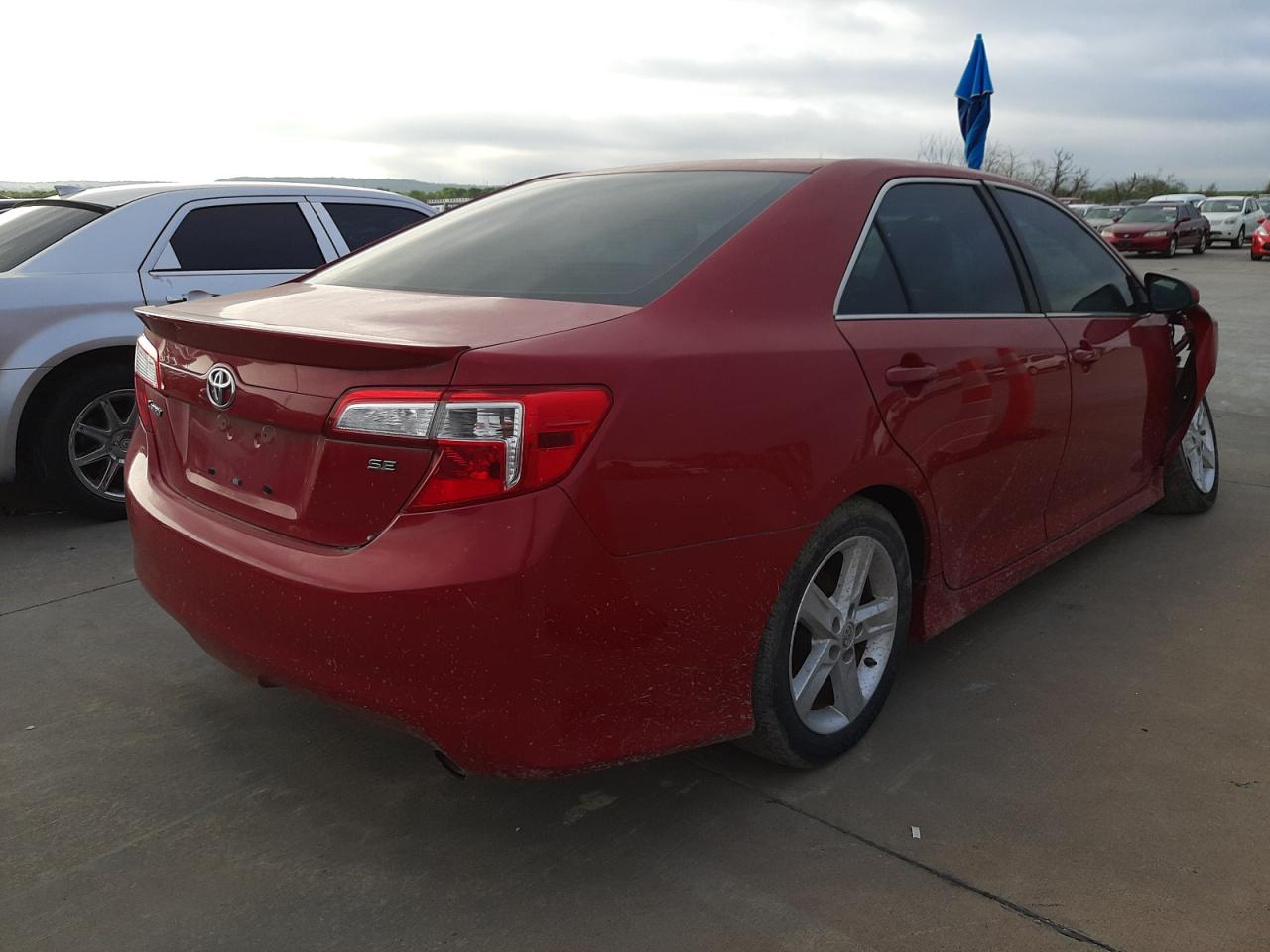 Photo 4 from auction – 2014 TOYOTA CAMRY L with VIN 4T1BF1FK6EU752528