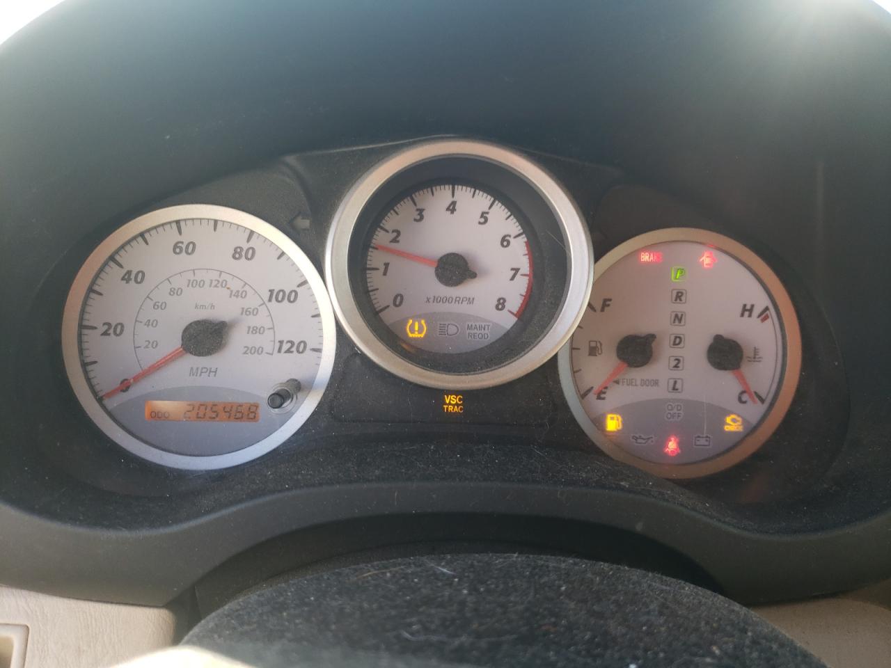 Photo 8 from auction – 2005 TOYOTA RAV4 with VIN JTEHD20V750060732