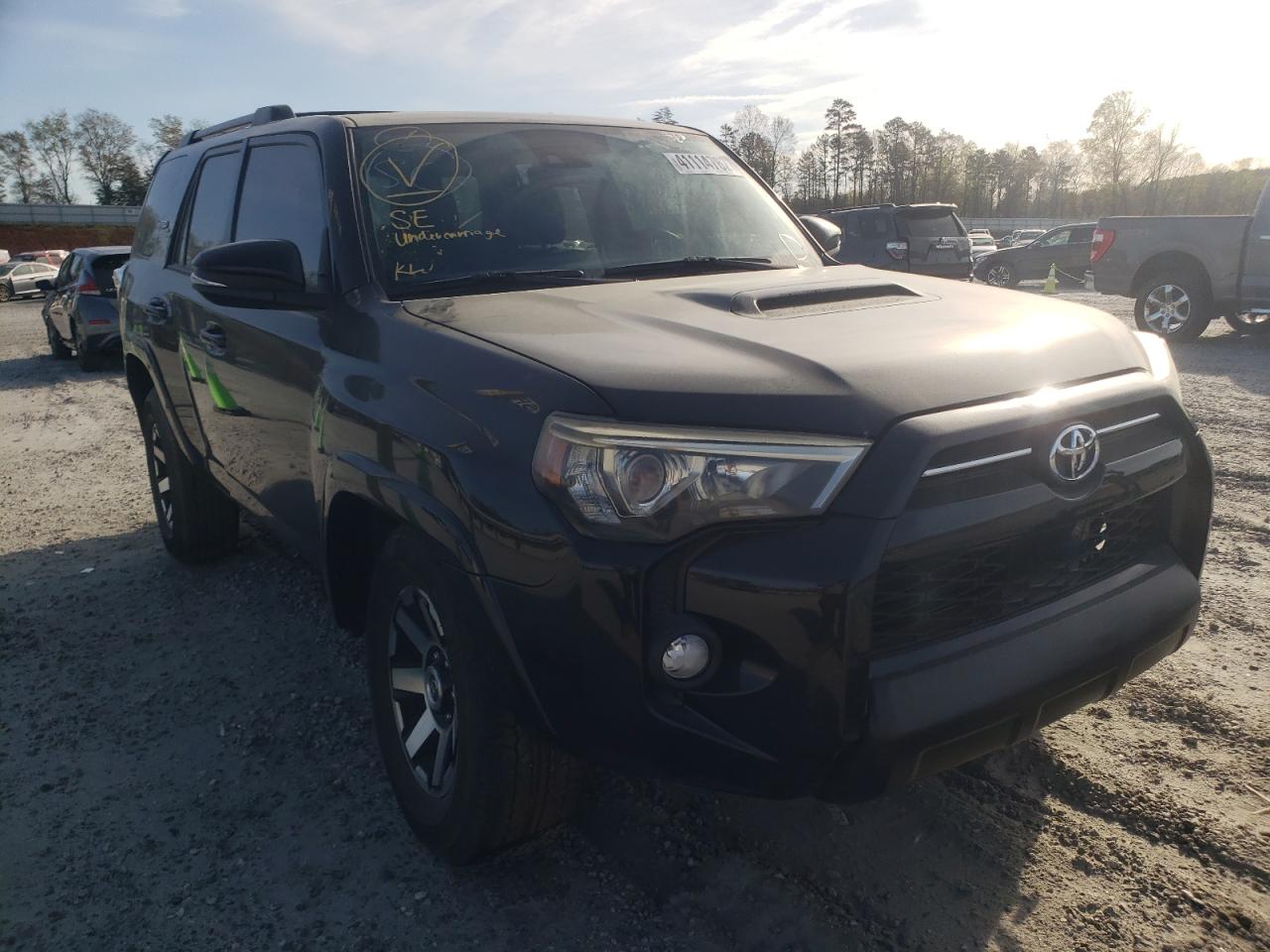 TOYOTA 4RUNNER SR 2020 with VIN JTEBU5JR3L5828182 - Photo from auction