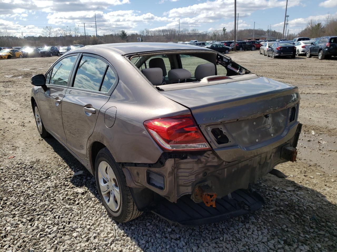 Photo 3 from auction – 2013 HONDA CIVIC LX with VIN 2HGFB2F57DH572222