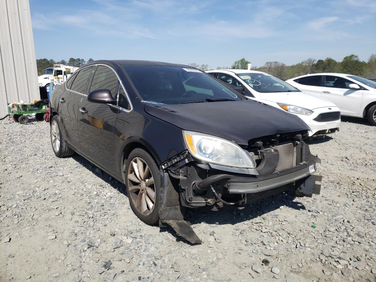 BUICK VERANO 2013 with VIN 1G4PP5SK1D4142597 - Photo from auction