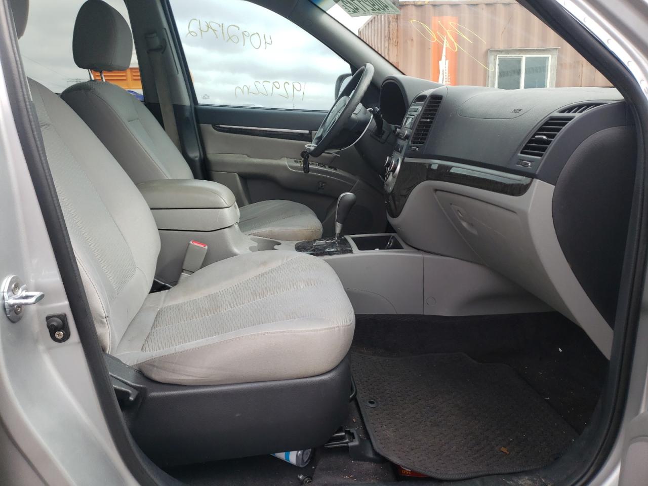 Photo 5 from auction – 2008 HYUNDAI SANTA FE with VIN 5NMSG13D28H201693
