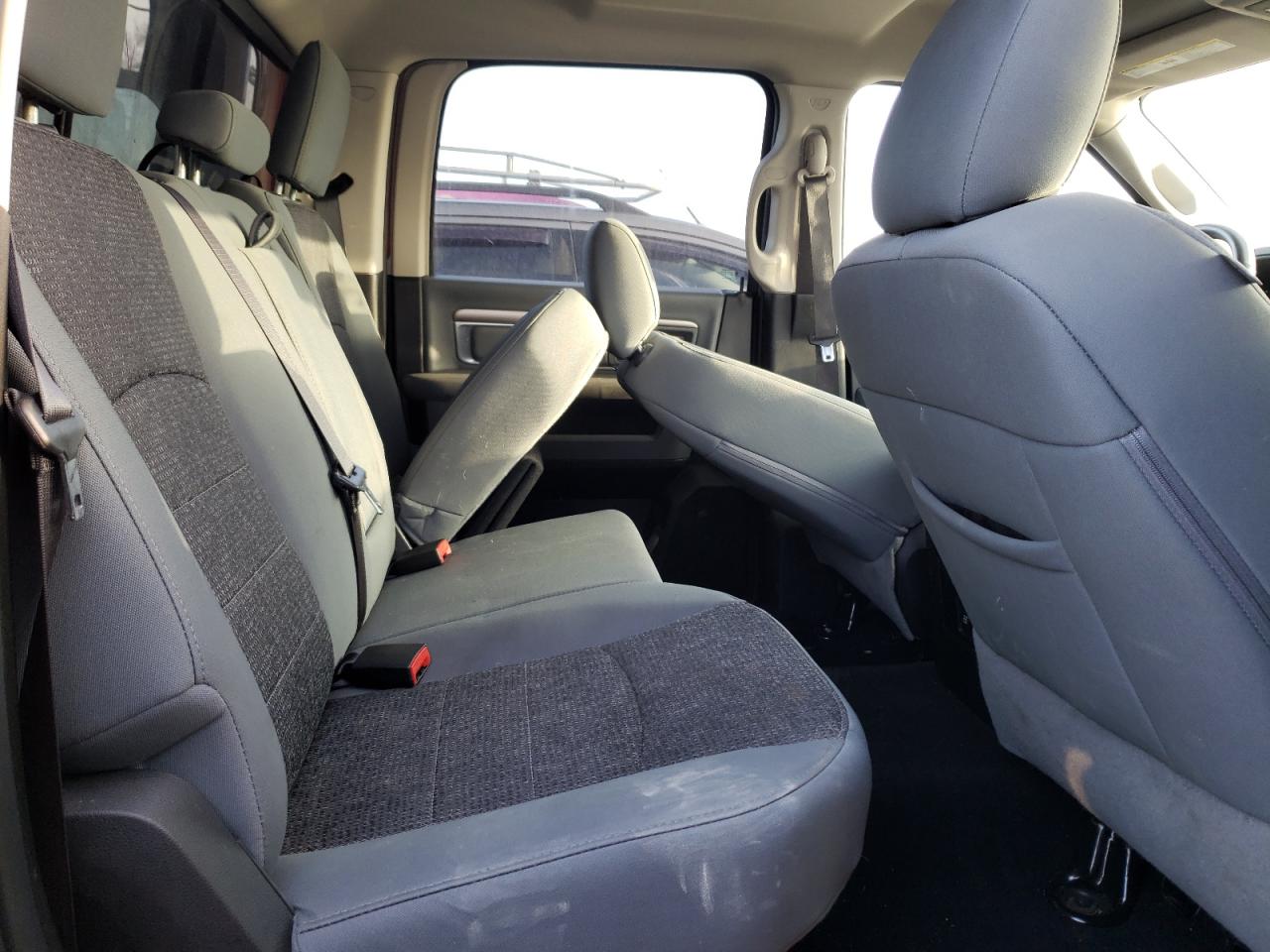 Photo 6 from auction – 2019 RAM 1500 CLASS with VIN 1C6RR7LT9KS533443