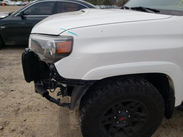 Photo 9 from auction – 2018 TOYOTA 4RUNNER SR with VIN JTEBU5JR7J5558483