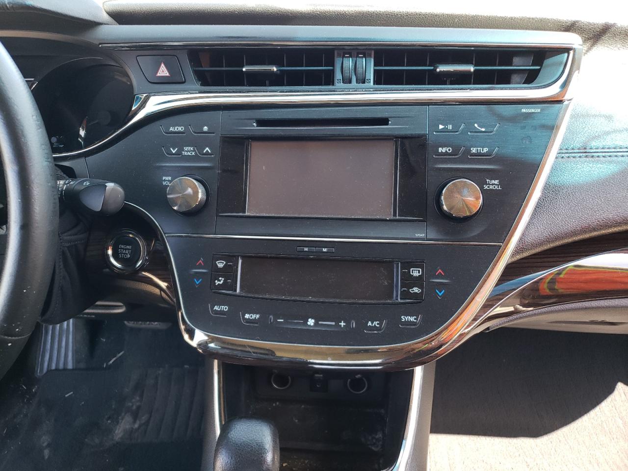 Photo 9 from auction – 2013 TOYOTA AVALON BAS with VIN 4T1BK1EB9DU033589