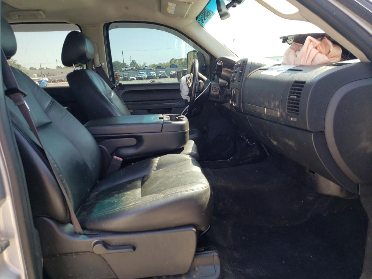 Photo 5 from auction – 2012 GMC SIERRA K25 with VIN 1GT120CG5CF127934