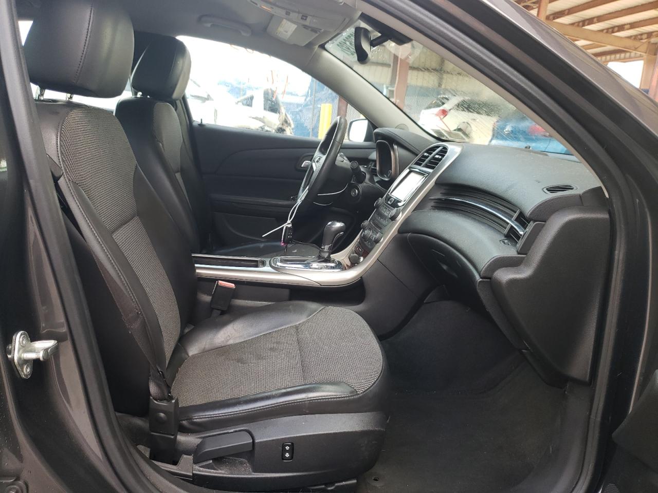 Photo 5 from auction – 2013 CHEVROLET MALIBU 1LT with VIN 1G11D5SR3DF257019