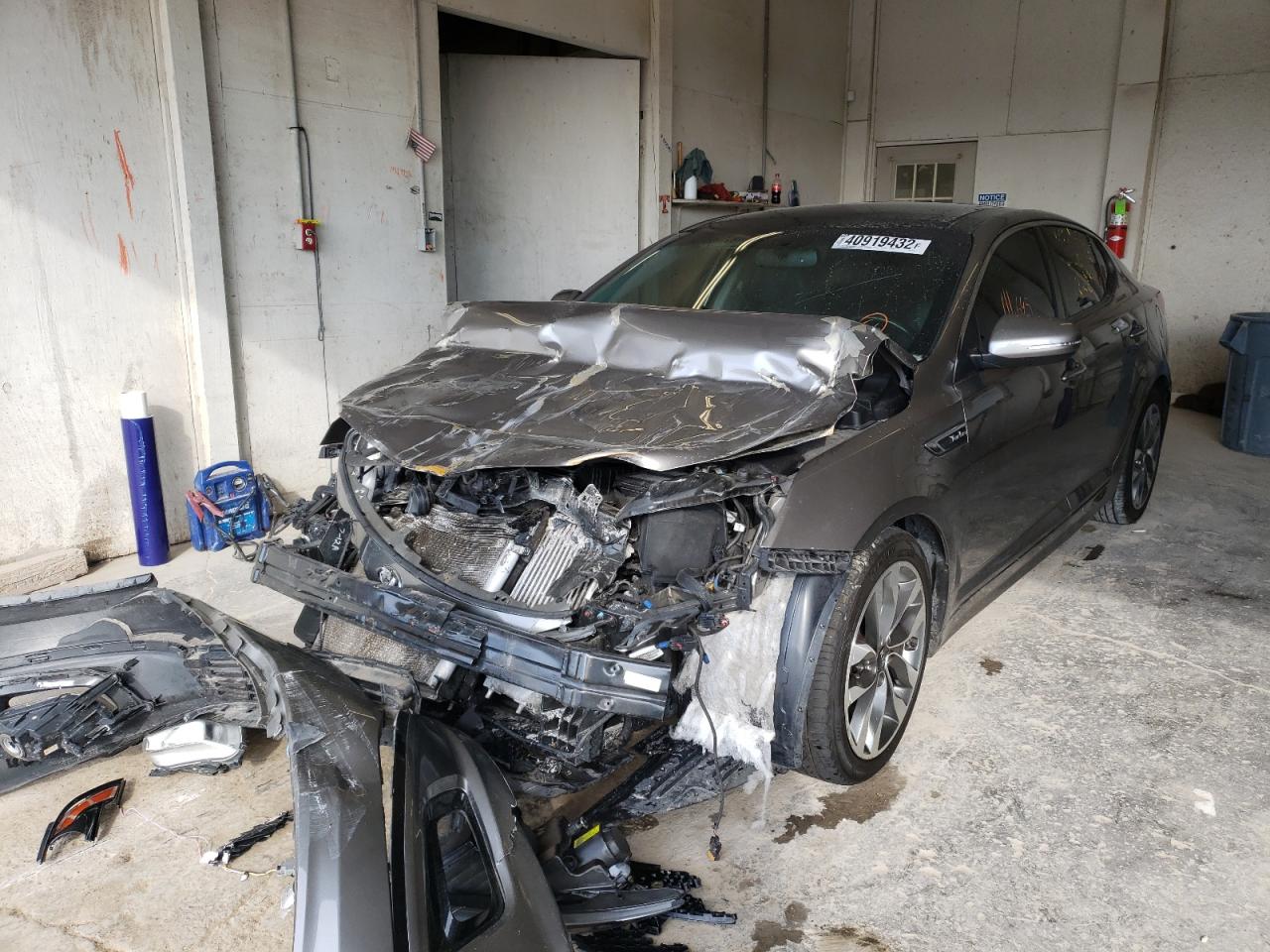 Photo 2 from auction – 2014 KIA OPTIMA SX with VIN 5XXGR4A65EG267350