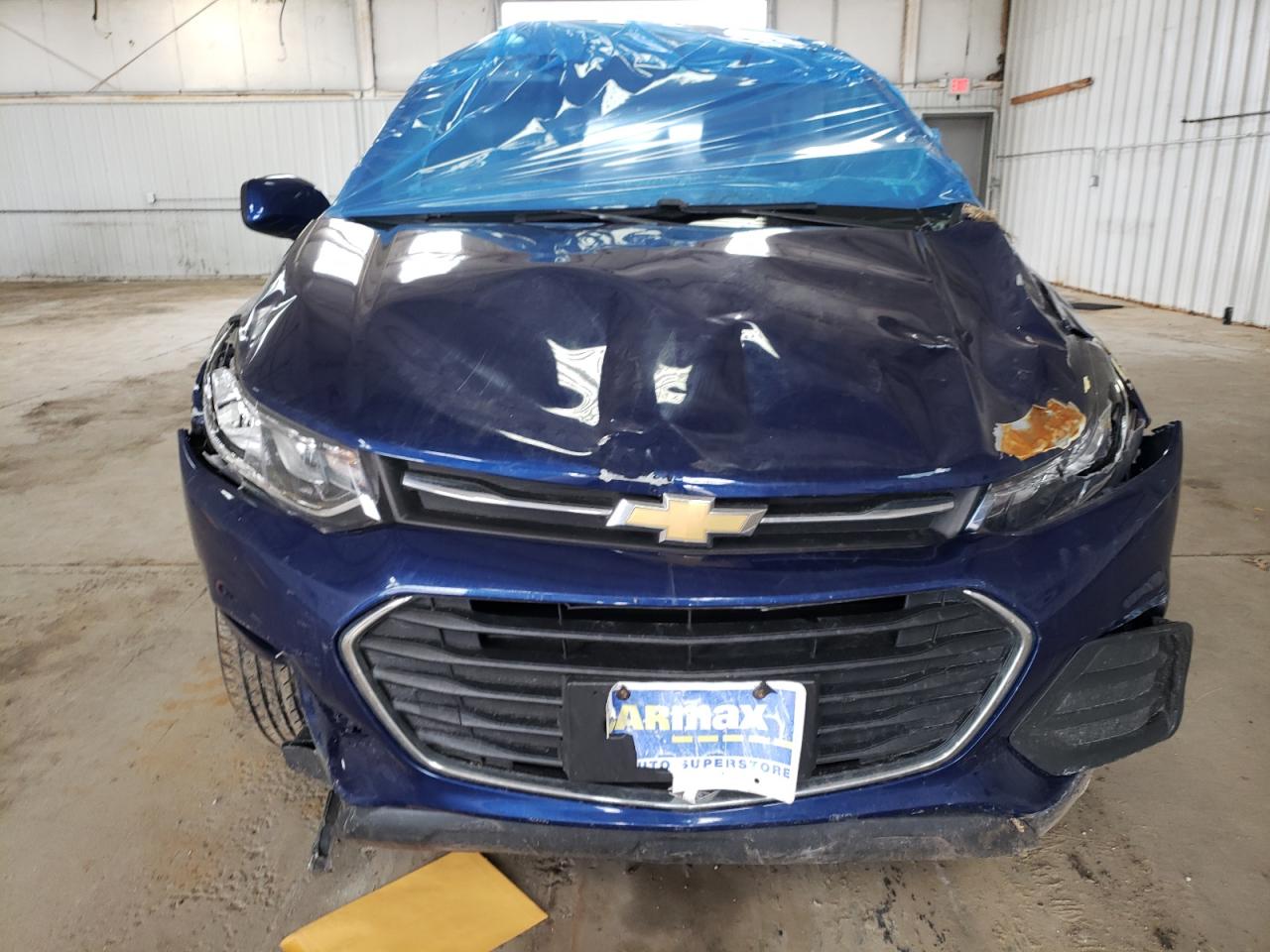 Photo 9 from auction – 2017 CHEVROLET TRAX LS with VIN 3GNCJKSB0HL182423