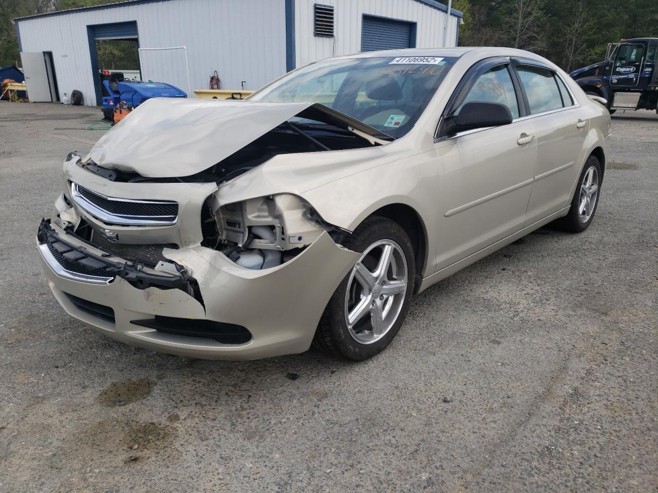 Photo 2 from auction – 2011 CHEVROLET MALIBU LS with VIN 1G1ZB5E16BF331240