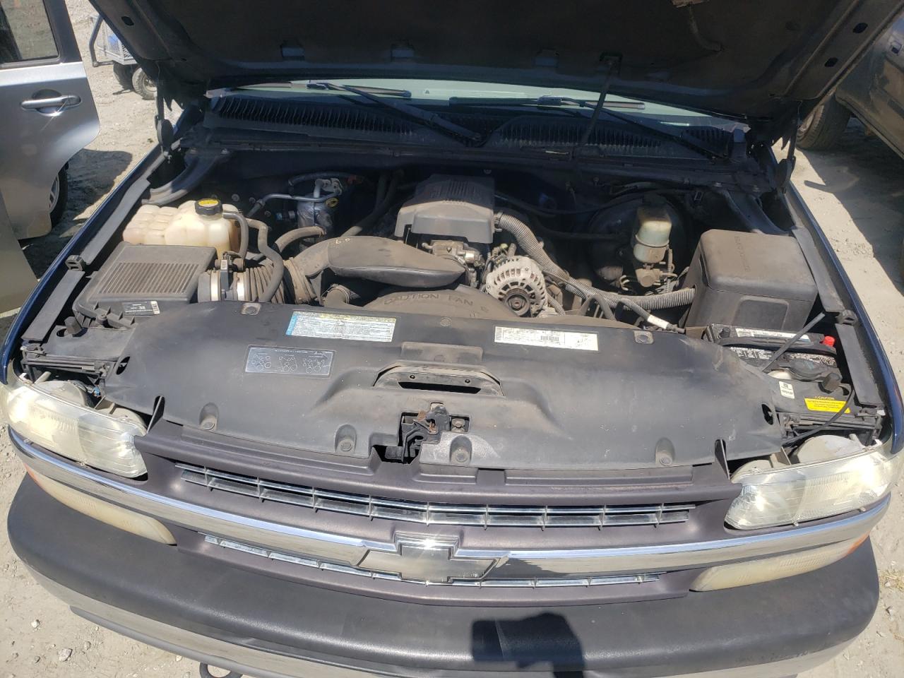 Photo 7 from auction – 2000 CHEVROLET SILVERADO with VIN 2GCEK19T6Y1211884