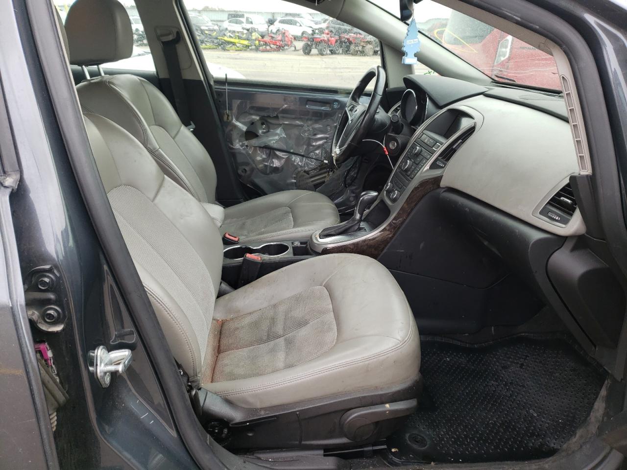 Photo 5 from auction – 2013 BUICK VERANO CON with VIN 1G4PR5SK1D4150810