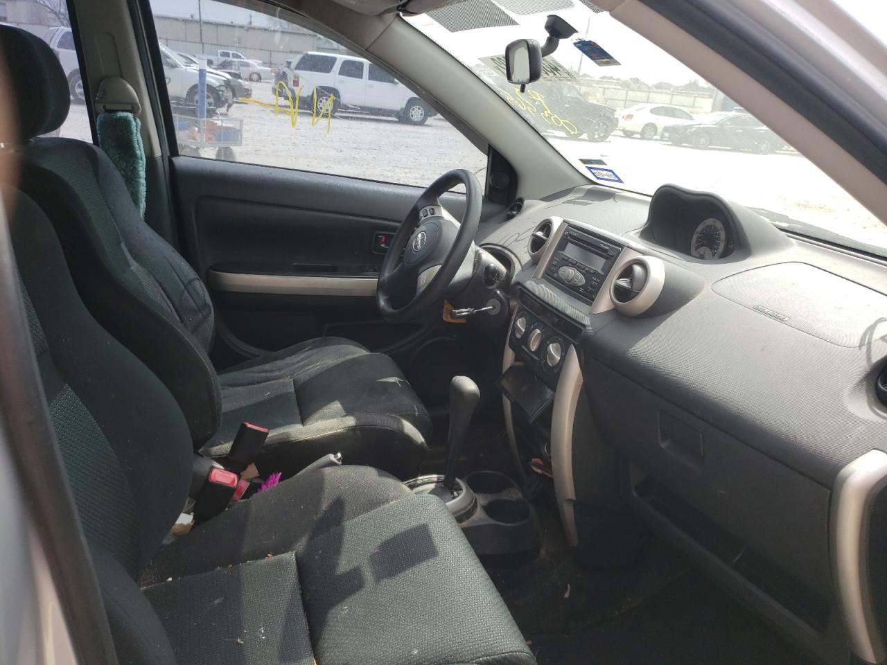 Photo 5 from auction – 2006 TOYOTA SCION XA with VIN JTKKT624765003565