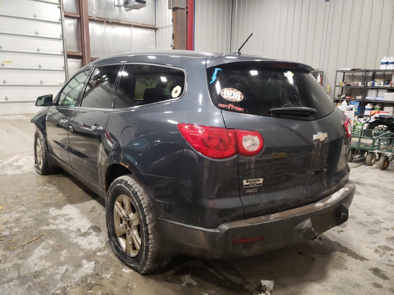 Фото 3 с аукциона – 2010 CHEVROLET TRAVERSE L с VIN 1GNLVFED5AJ241925