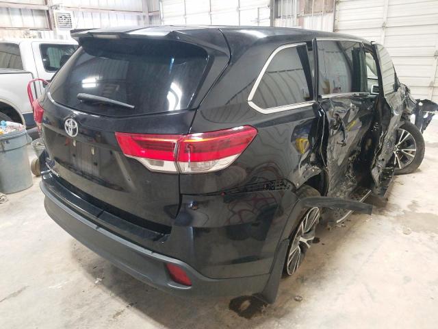 Photo 4 from auction – 2017 TOYOTA HIGHLANDER with VIN 5TDZZRFH2HS221090