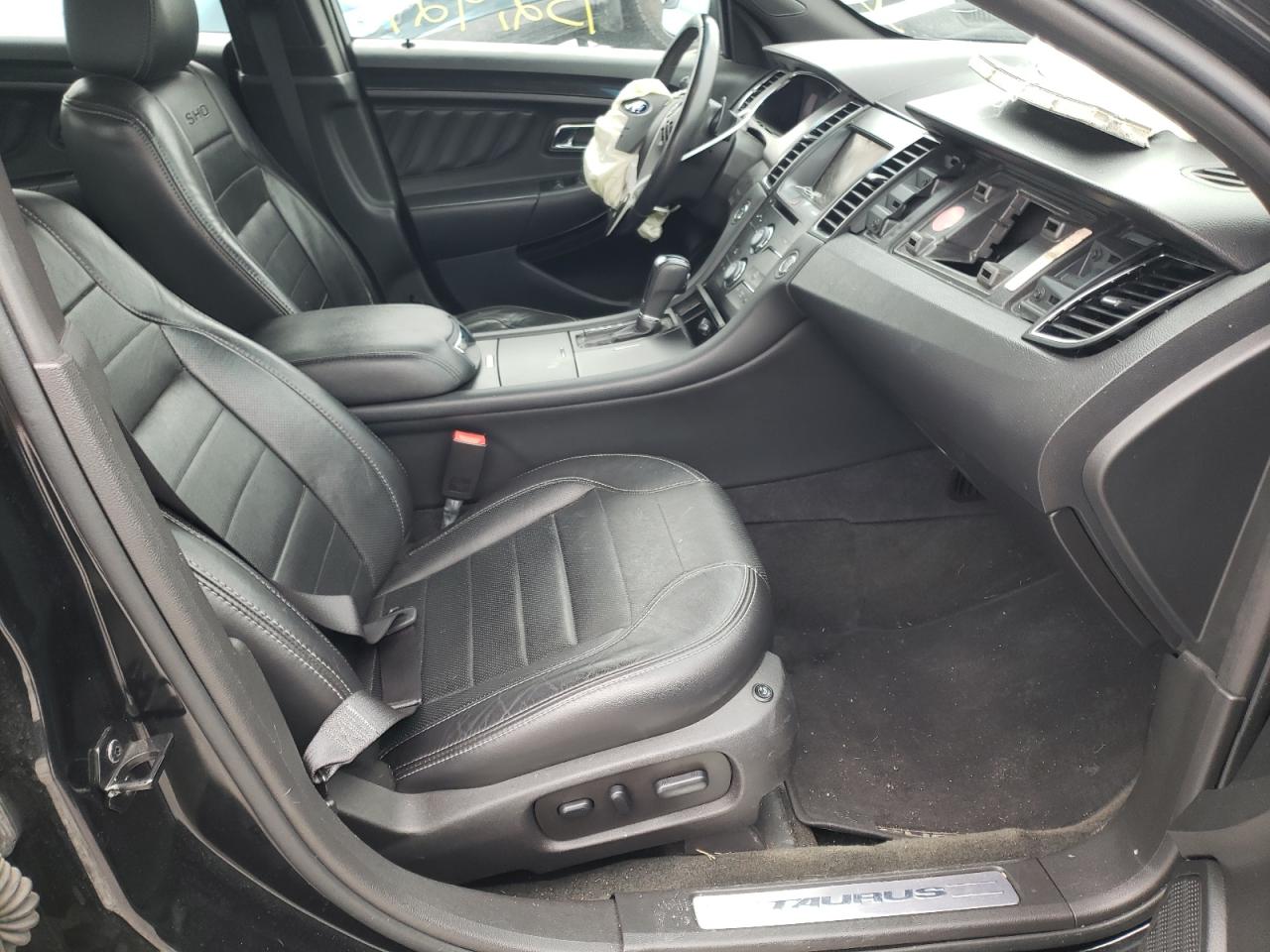 Photo 5 from auction – 2013 FORD TAURUS SHO with VIN 1FAHP2KT6DG209506