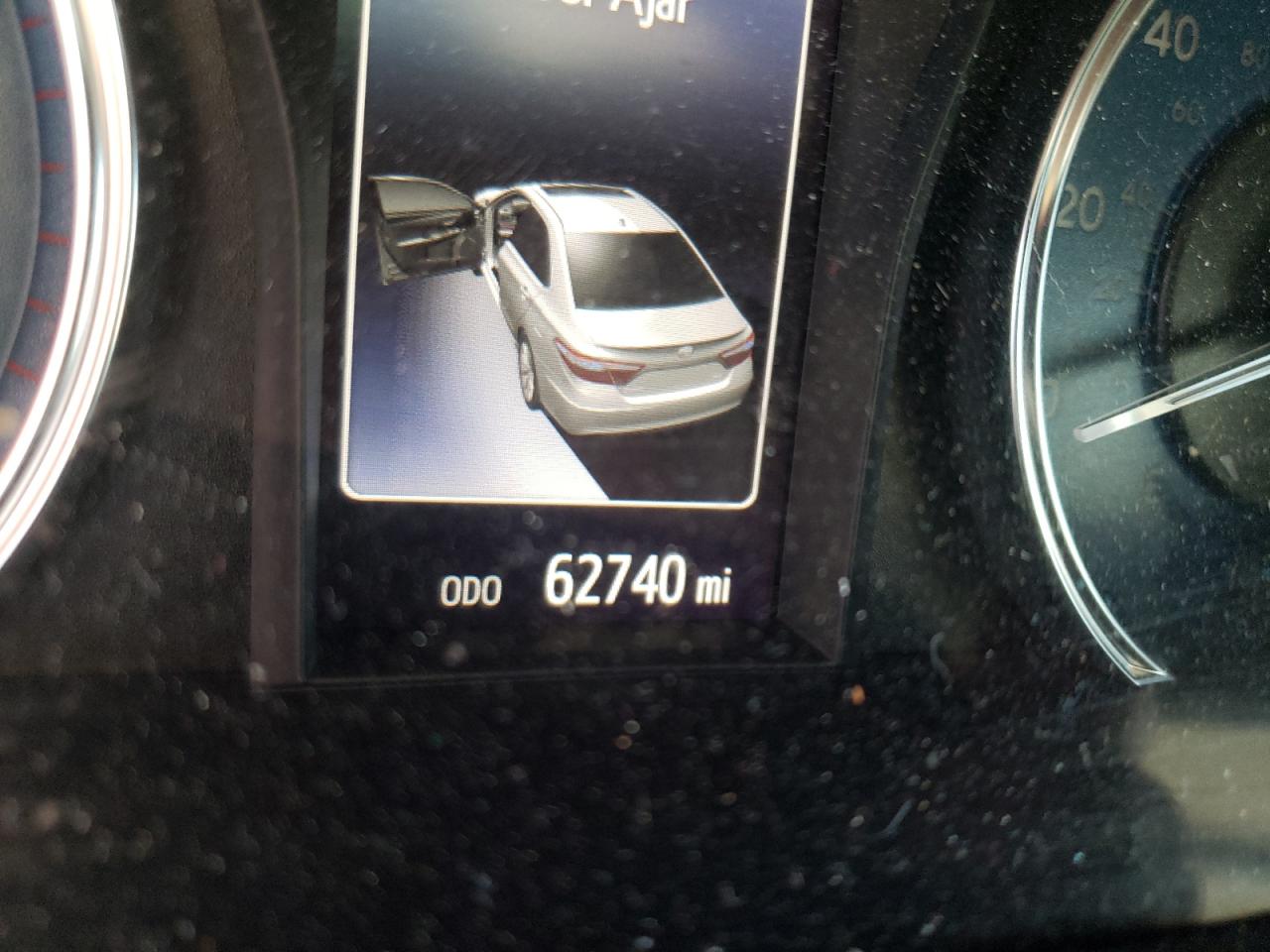 Photo 18 from auction – 2016 TOYOTA CAMRY LE with VIN 4T1BF1FK9GU585505