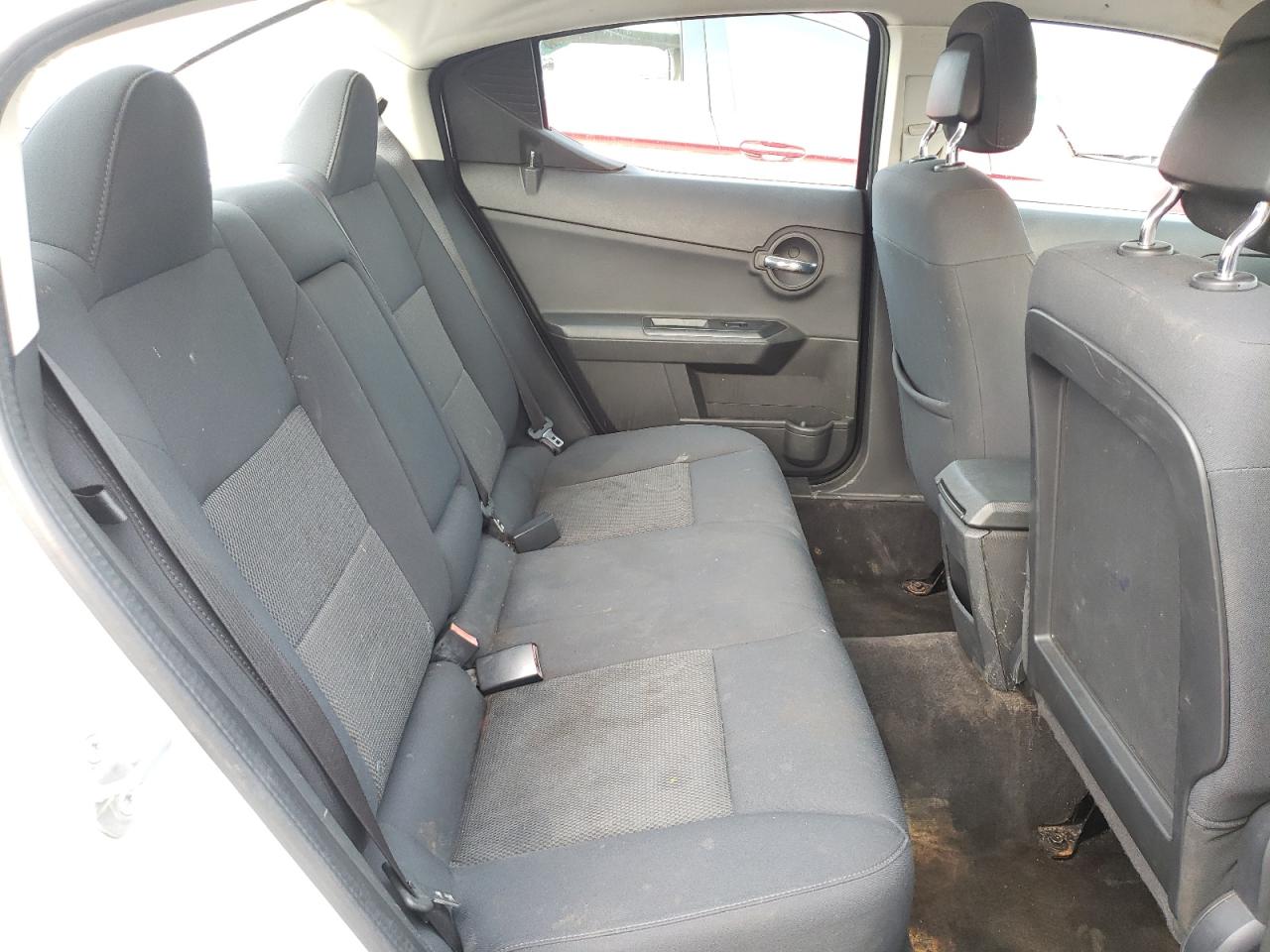 Photo 6 from auction – 2010 DODGE AVENGER SX with VIN 1B3CC4FB8AN106982