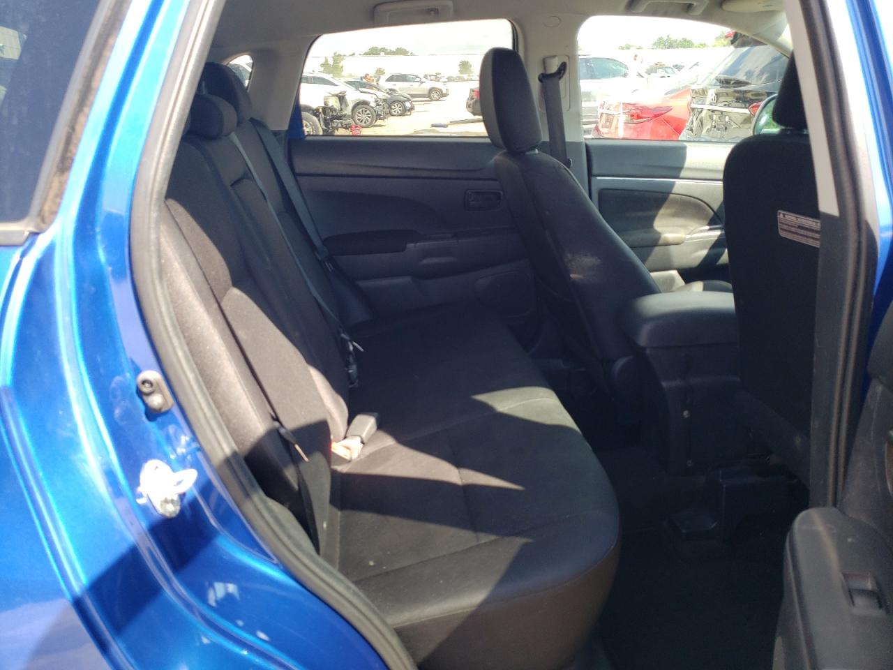 Photo 6 from auction – 2015 MITSUBISHI OUTLANDER with VIN 4A4AP3AU1FE042779