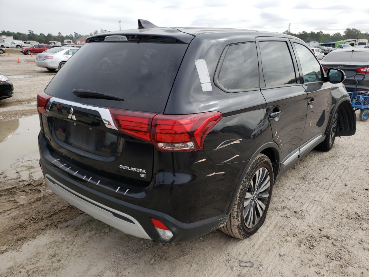 Photo 4 from auction – 2019 MITSUBISHI OUTLANDER with VIN JA4AD3A39KZ029833