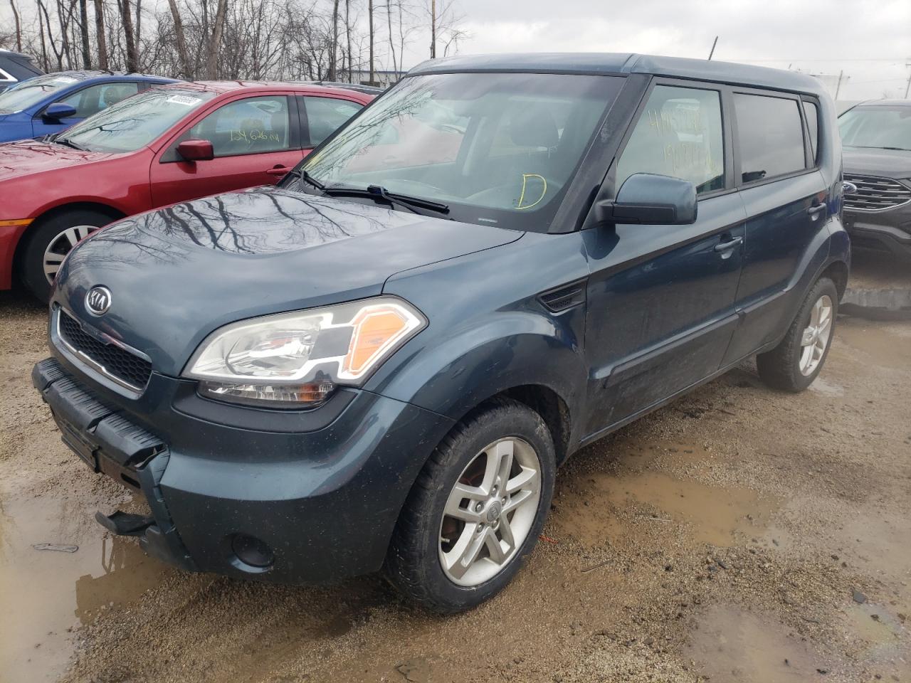 Photo 2 from auction – 2011 KIA SOUL + with VIN KNDJT2A23B7247093