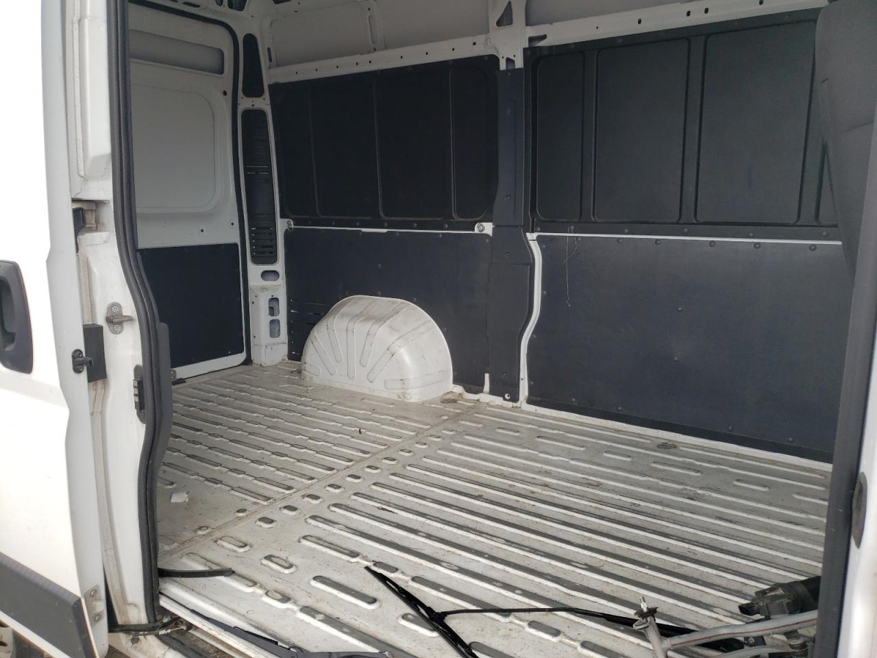 Photo 6 from auction – 2019 RAM PROMASTER with VIN 3C6TRVBG2KE554054