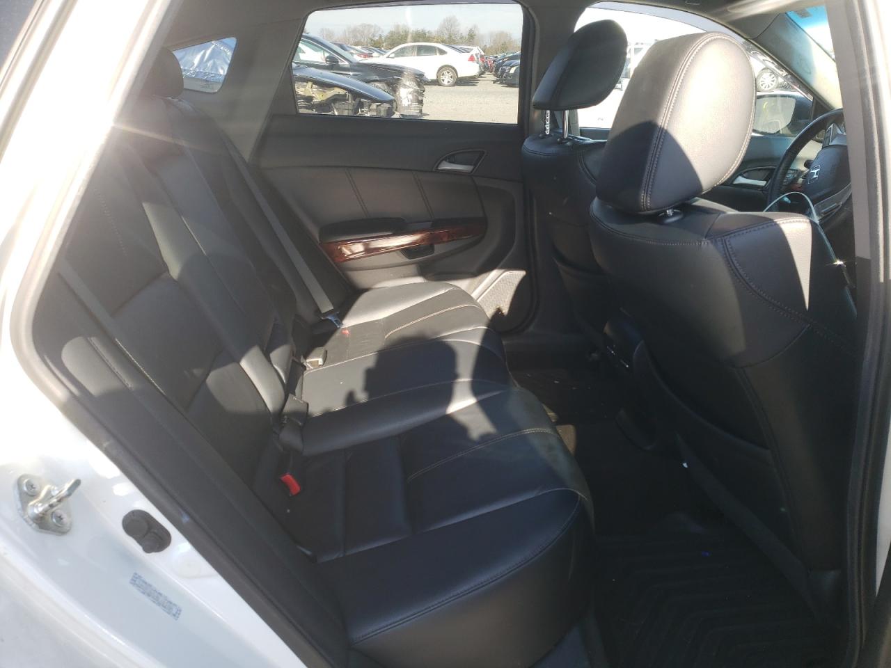 Photo 6 from auction – 2010 HONDA ACCORD with VIN 5J6TF2H52AL015780