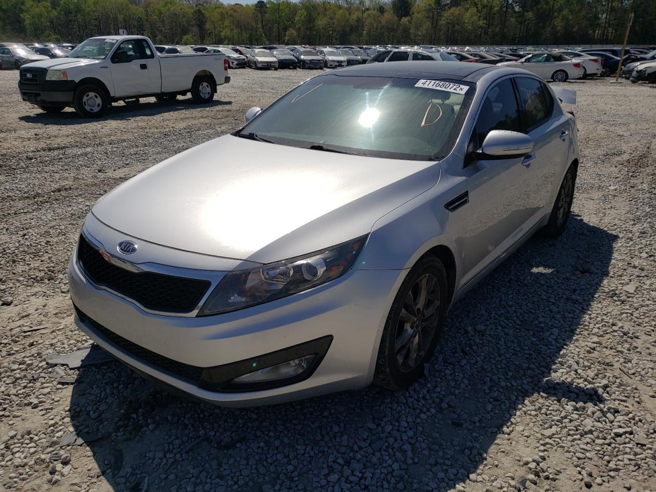 Photo 2 from auction – 2011 KIA OPTIMA EX with VIN KNAGN4A75B5177987