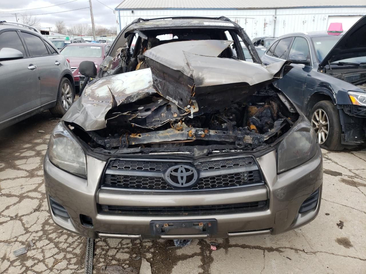 Photo 9 from auction – 2012 TOYOTA RAV4 with VIN 2T3BF4DV9CW216398