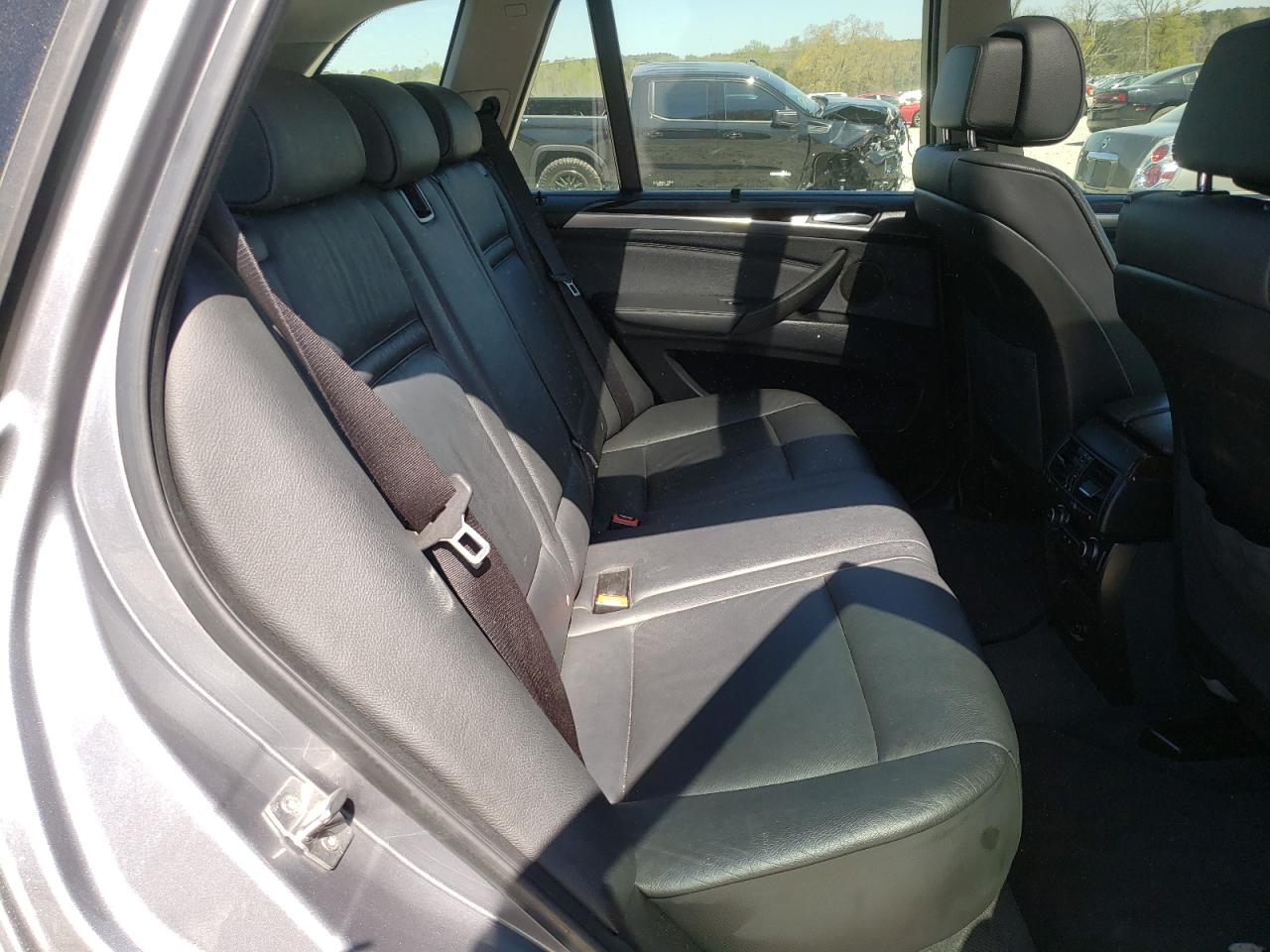 Photo 6 from auction – 2011 BMW X5 XDRIVE3 with VIN 5UXZV4C51BL402987