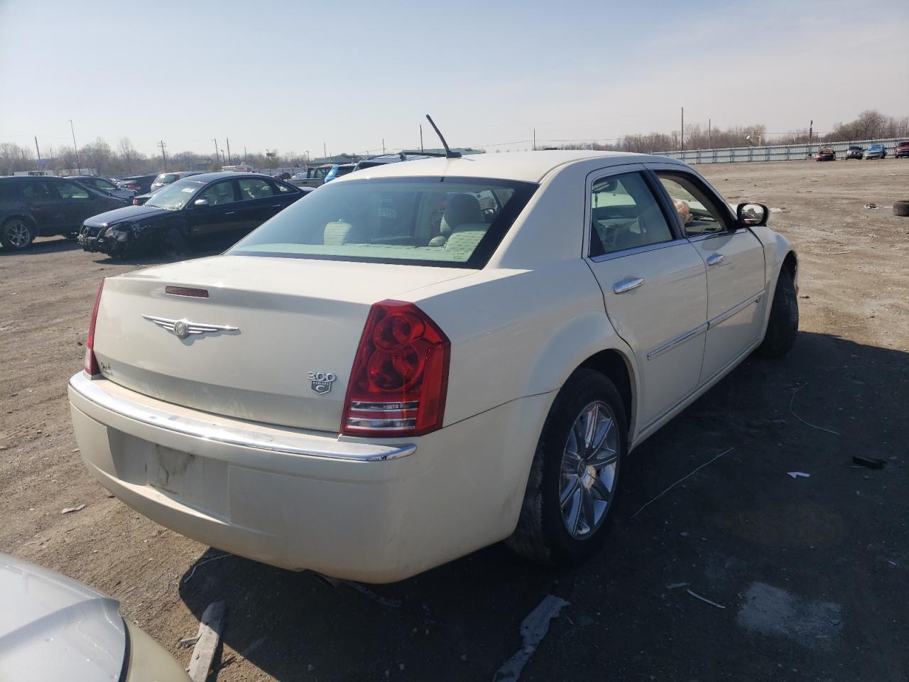 Фото 4 с аукциона – 2008 CHRYSLER 300C с VIN 2C3KA63H48H126285