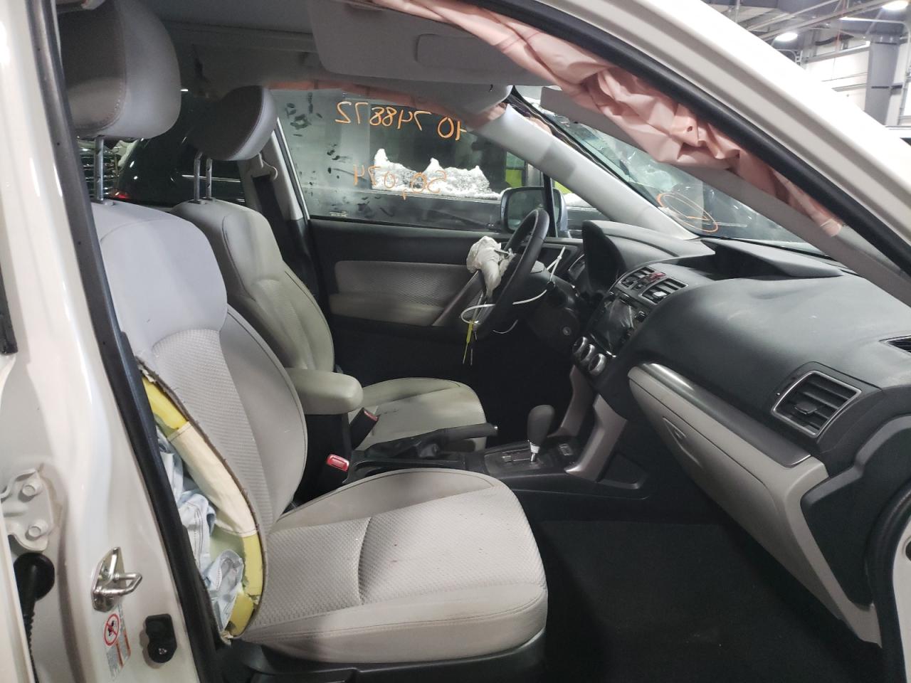 Photo 5 from auction – 2017 SUBARU FORESTER 2 with VIN JF2SJAEC5HH453334