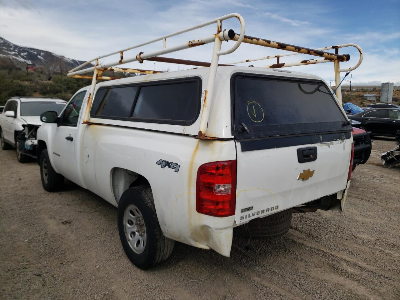 Photo 3 from auction – 2011 CHEVROLET SILVERADO with VIN 1GCNKPEA8BZ276421