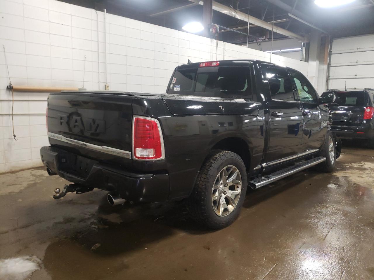 Photo 4 from auction – 2017 RAM 1500 LONGH with VIN 1C6RR7PT3HS762624